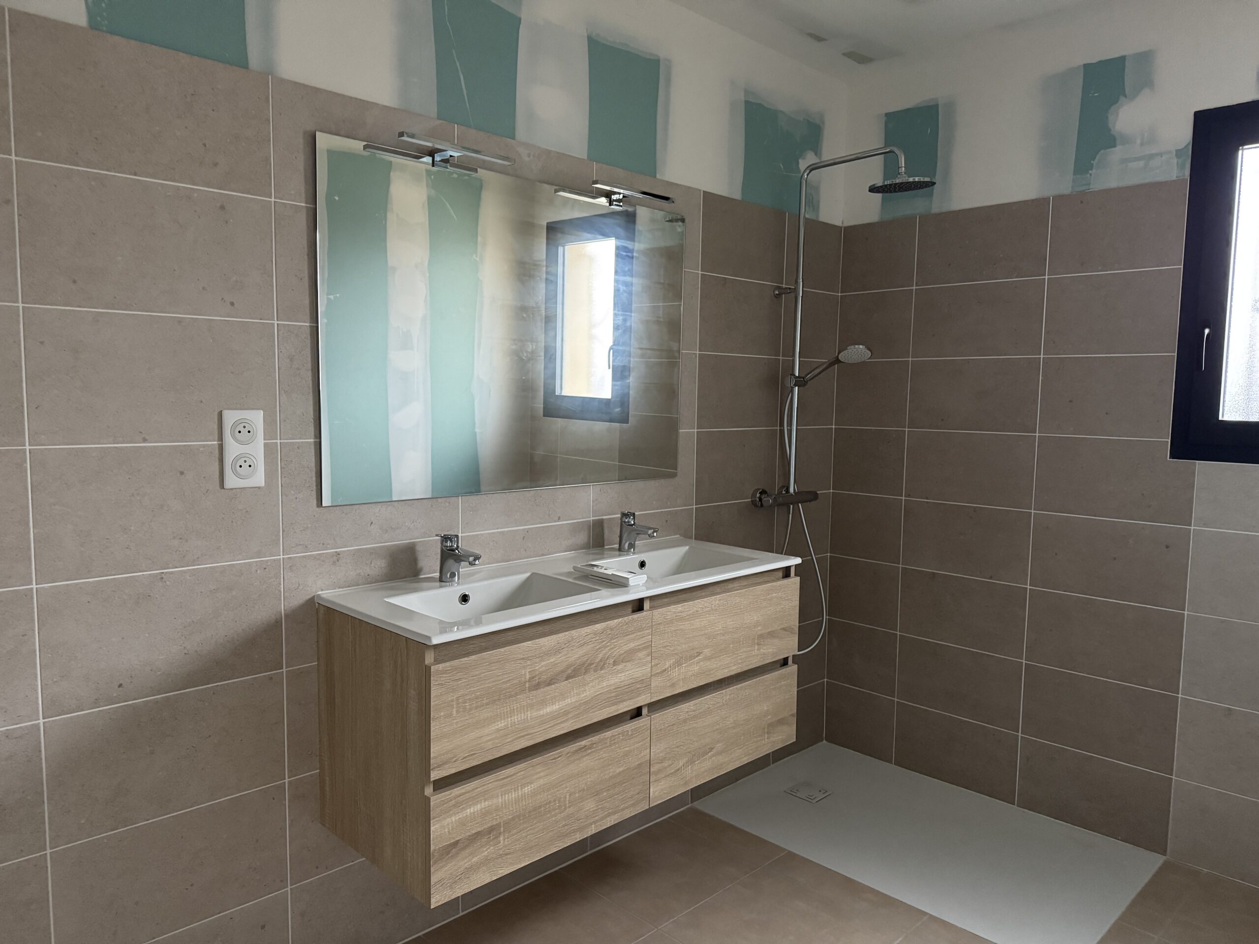 Salle d'eau normes PMR